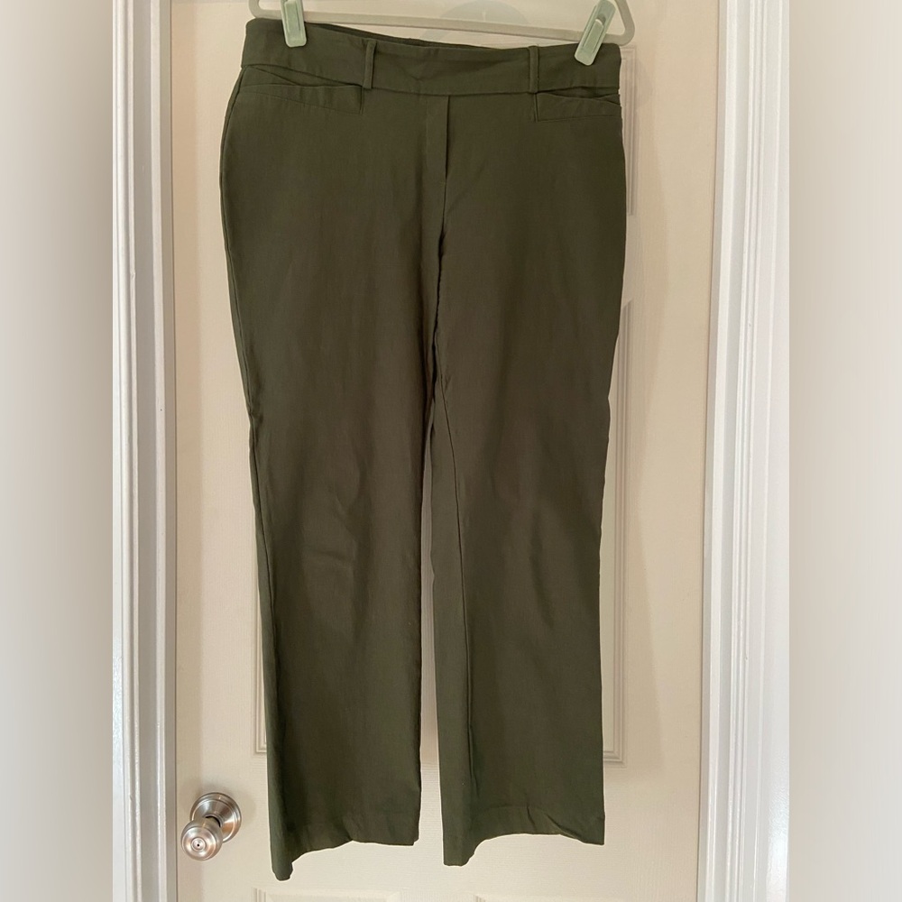 Barely bootcut stretch pants, Size 12P, Rekucci